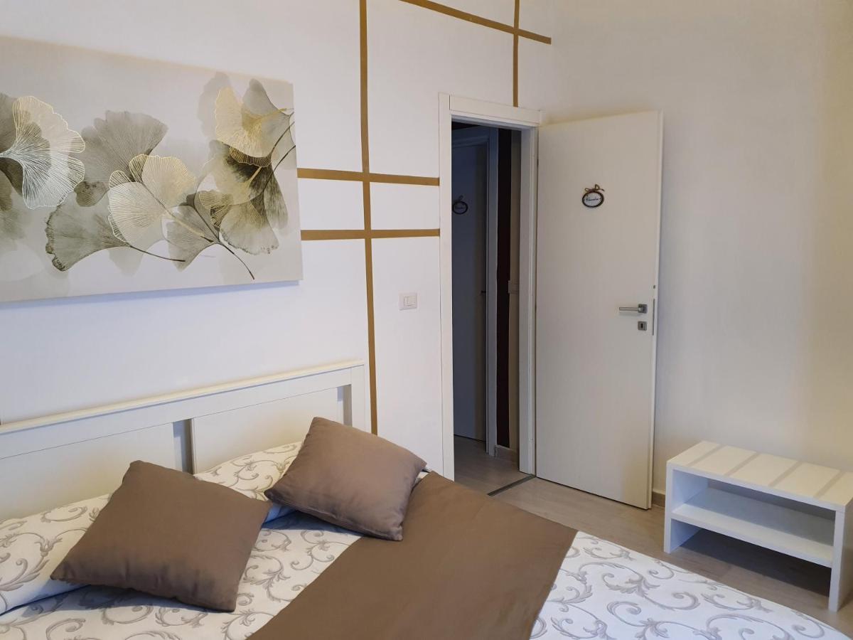 Bed and Breakfast Le Finestre Sulla Piazza Boiano Екстер'єр фото