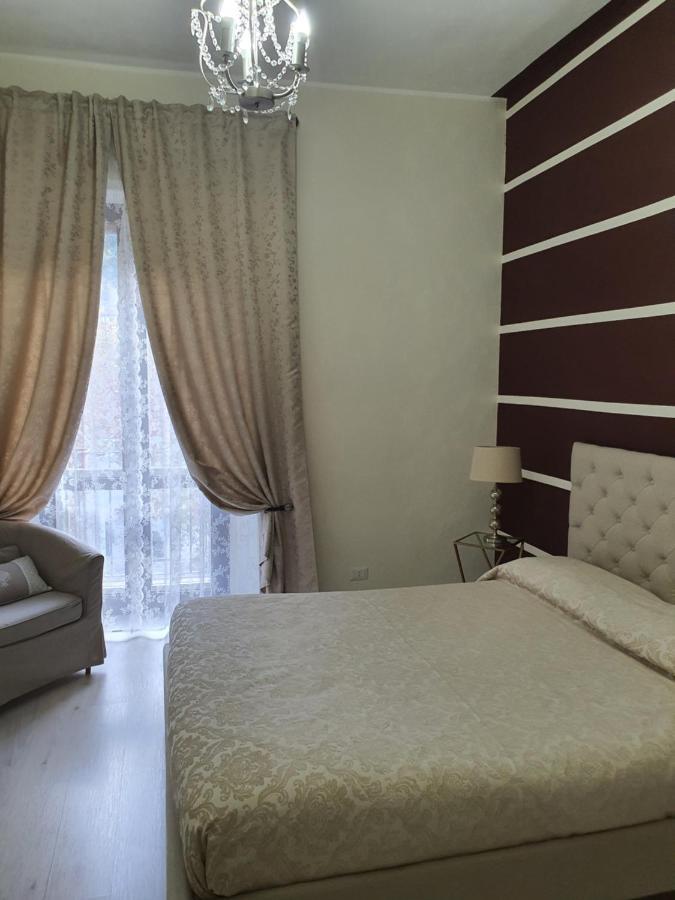 Bed and Breakfast Le Finestre Sulla Piazza Boiano Екстер'єр фото
