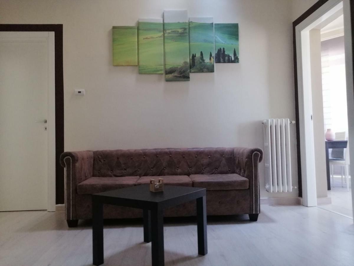 Bed and Breakfast Le Finestre Sulla Piazza Boiano Екстер'єр фото